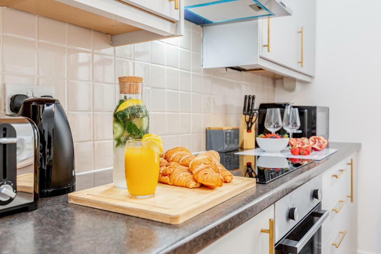 Bright & Spacious 4Beds Home - Kensington High Street-Olympia Londres Exterior foto